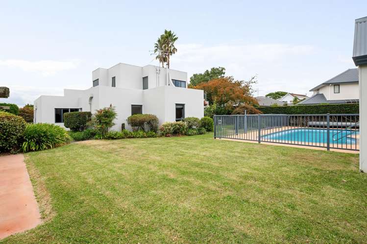 11 Crowden Place Harrowfield_24