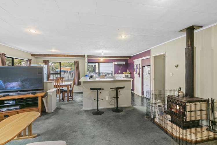 2/42 Kairimu Street Stokes Valley_1