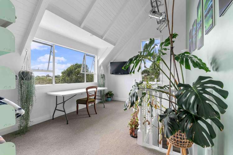 15 Carlton Terrace Westown_10