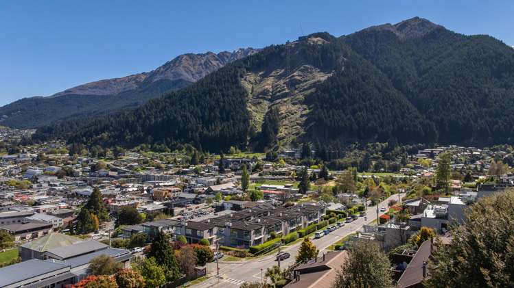 9 Edgar Street Queenstown_17