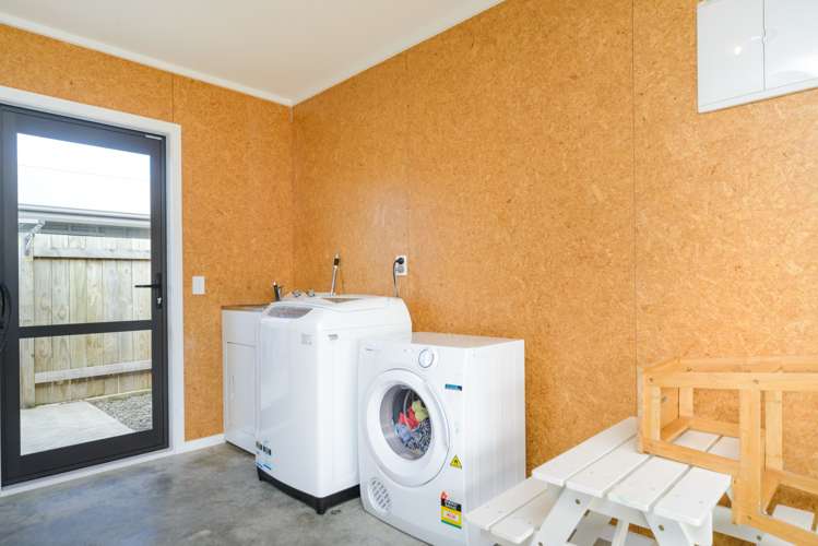 26 Wescombe Grove Feilding_23