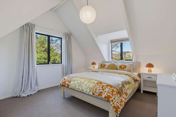 6888E Christchurch Akaroa Road Takamatua_17
