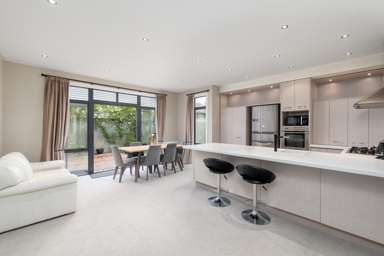 85A Abberley Crescent_4