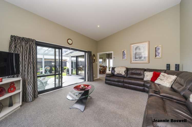 5 Levi Place Kelvin Grove_9
