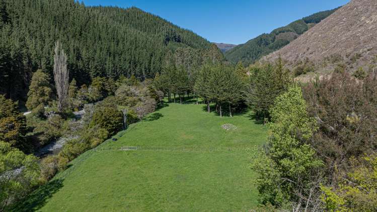 369 Lee Valley Road Brightwater_14