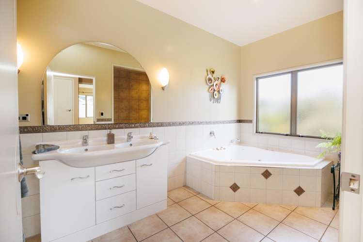 18 Woodland Grove Feilding_16