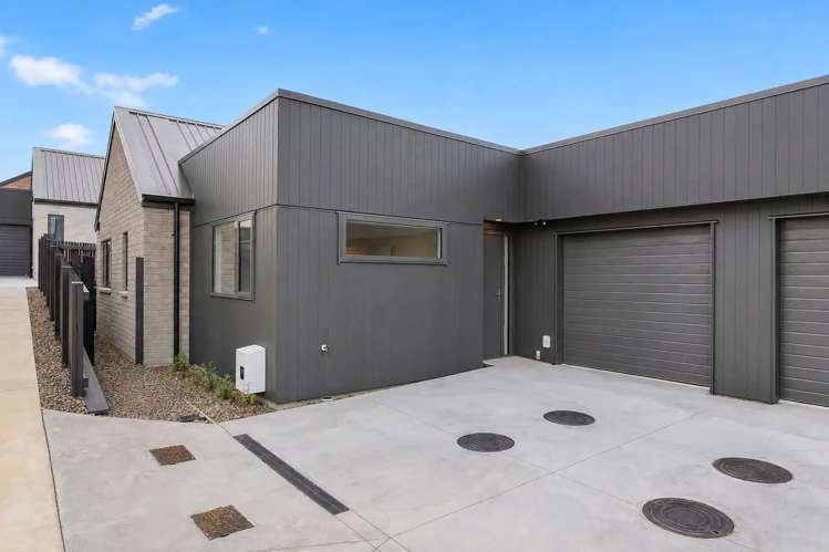 2/43 Briannarose Drive_0