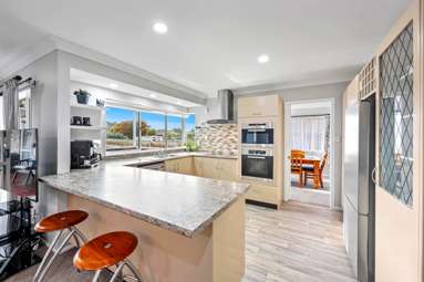 11 Amberwood Drive_2