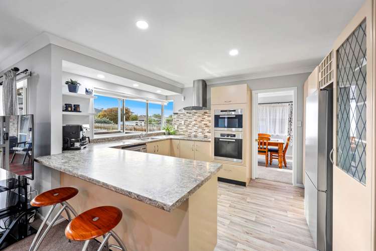 11 Amberwood Drive Northpark_2