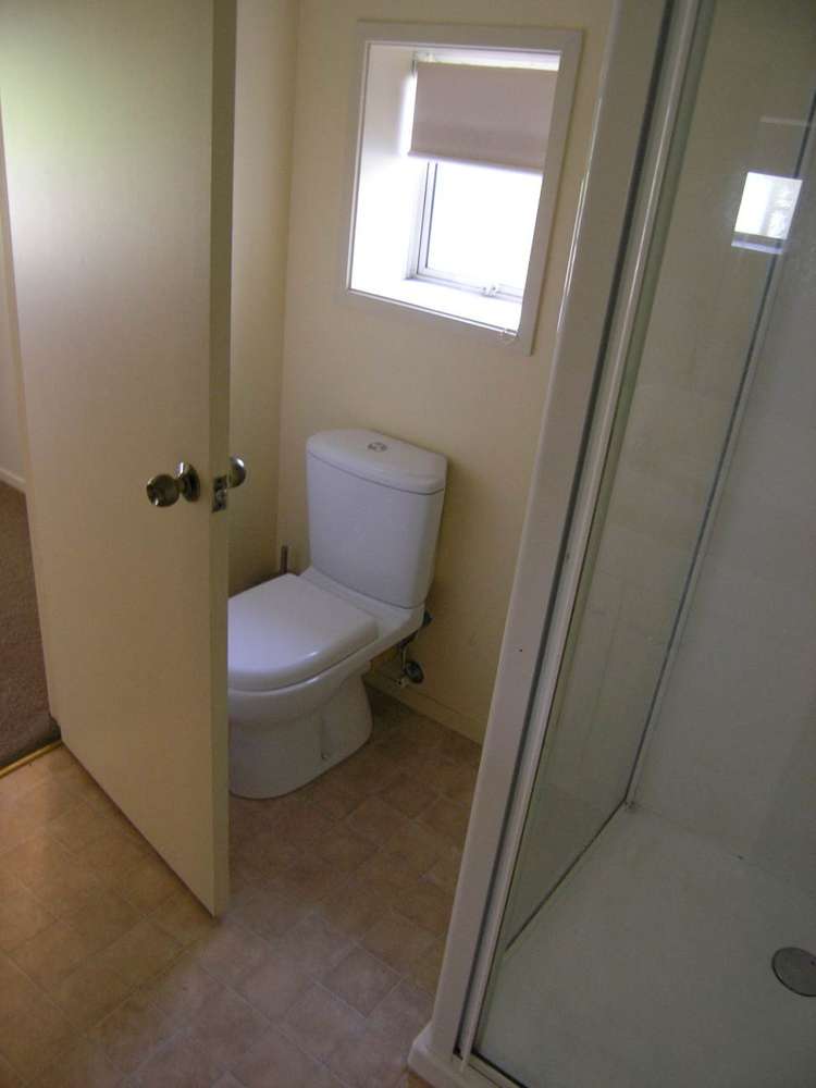 8 Commodore Drive Lynfield_9