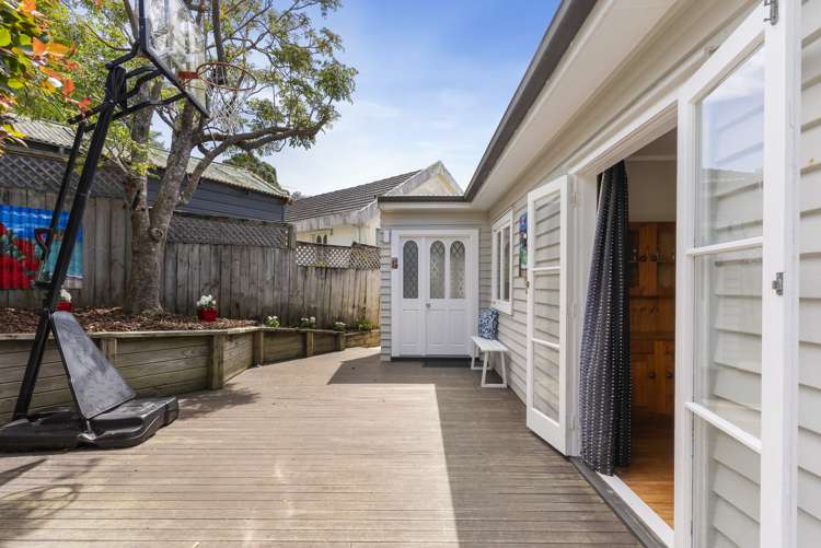 1/47 Lyons Avenue Murrays Bay_7