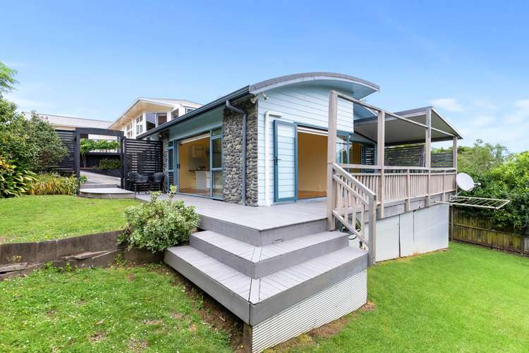 117 Bradbury Road Botany Downs_28