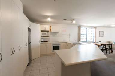 220/3 Maunganui Road_4