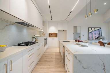 80 Parish Drive_1