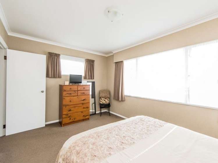 30 Selwyn Crescent College Estate_14