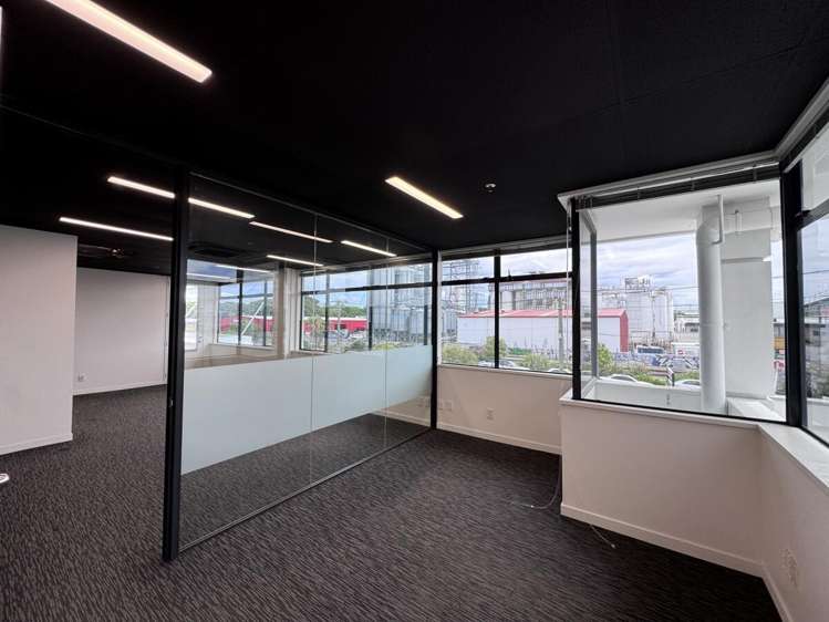 58 Hazeldean Road Addington_11