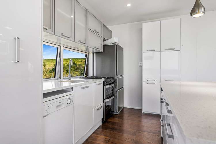 22 Brown Road Kaiwaka_17