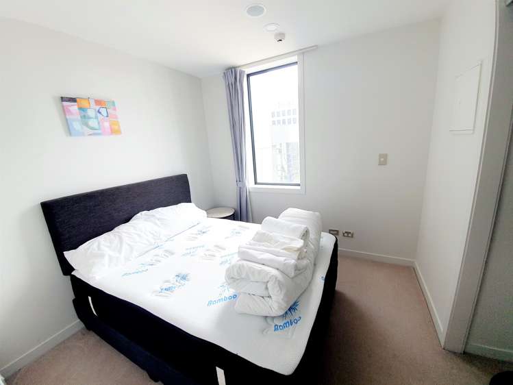 1001/75 Victoria Street West City Centre_3