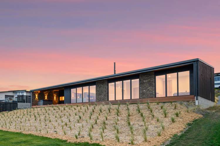 6 Sowerby Place Richmond Hill_31