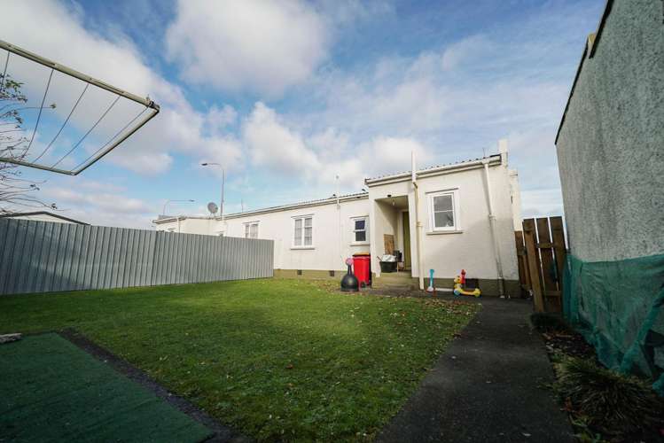 333 Botanical Road West End_8