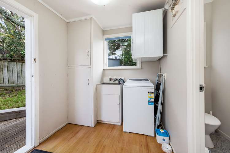12a Cedar Terrace Stanmore Bay_11