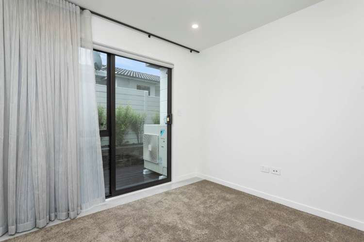 2/51 Mt Smart Road Onehunga_8