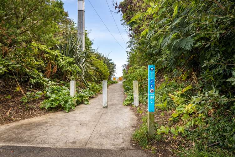 6 Calvert Road Moturoa_19