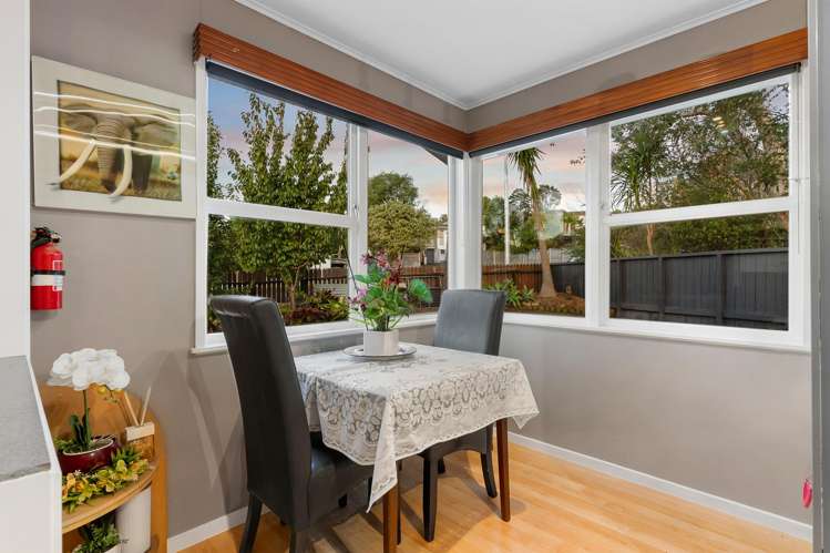 55 Captain Scott Road Glen Eden_12