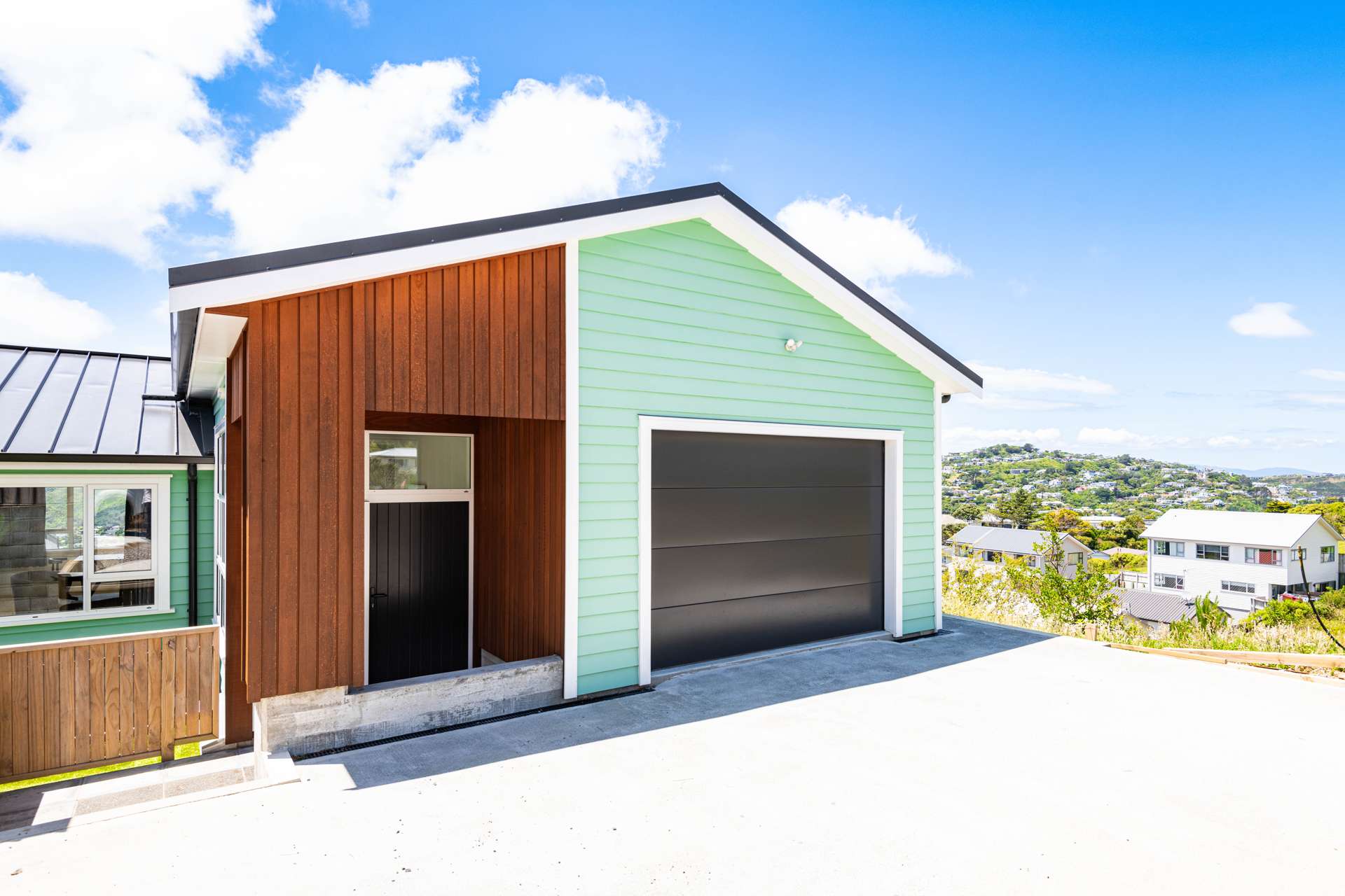 2A Cunliffe Street Johnsonville_0