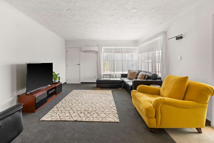 54A Menin Road Onekawa_10