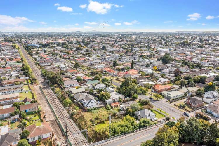 28 Cambridge Terrace Papatoetoe_3