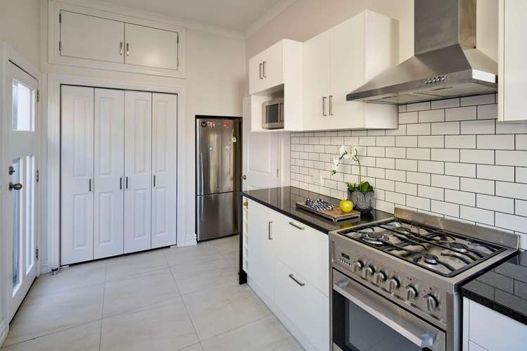 113 Austin Street Mount Victoria_3