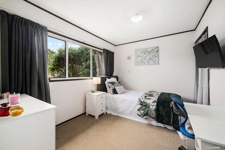 1/14 Tallington Crescent Torbay_10