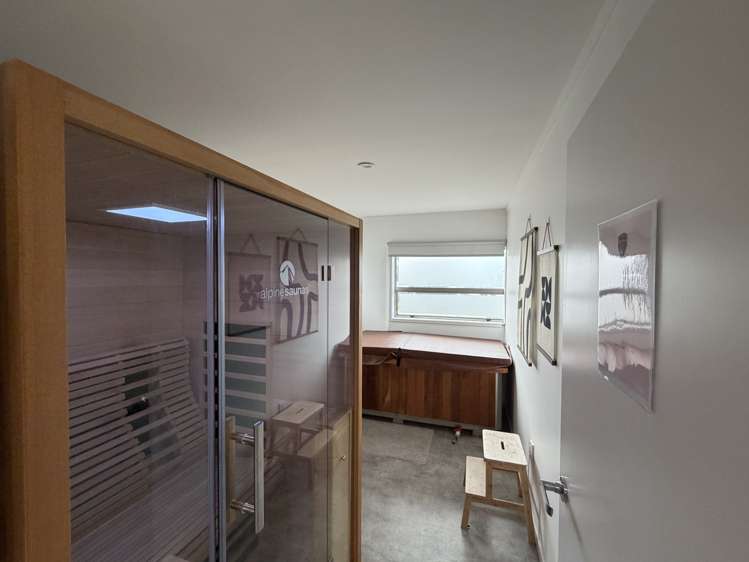 E/249 Moore Street Howick_6