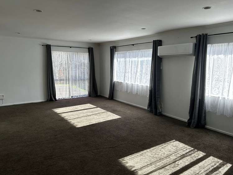 9 Glenveagh Park Drive Manurewa_2