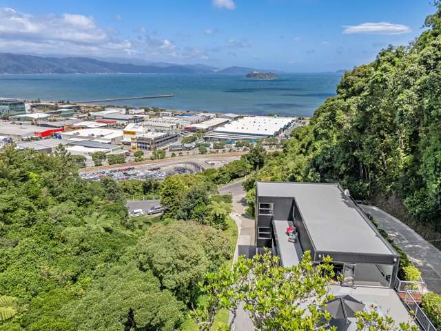 18 Korokoro Road Korokoro_4