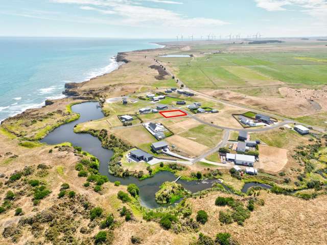 Dream Waipipi beach section