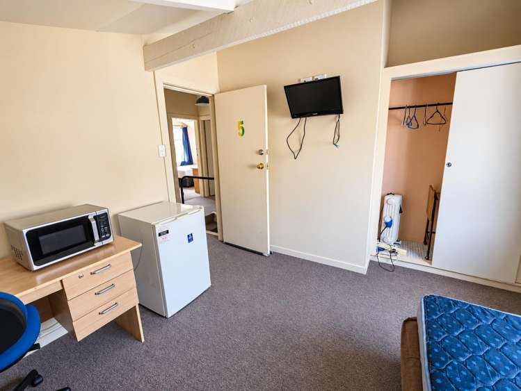 203 North Road North East Valley_6