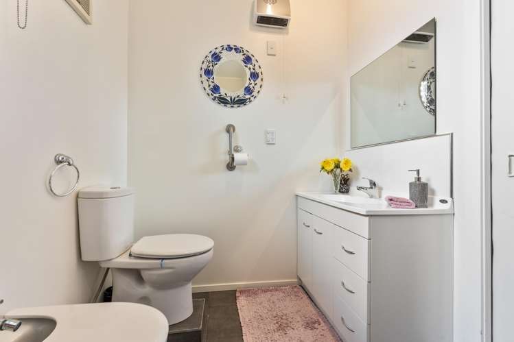 8 Cambridge Street Pahiatua_16