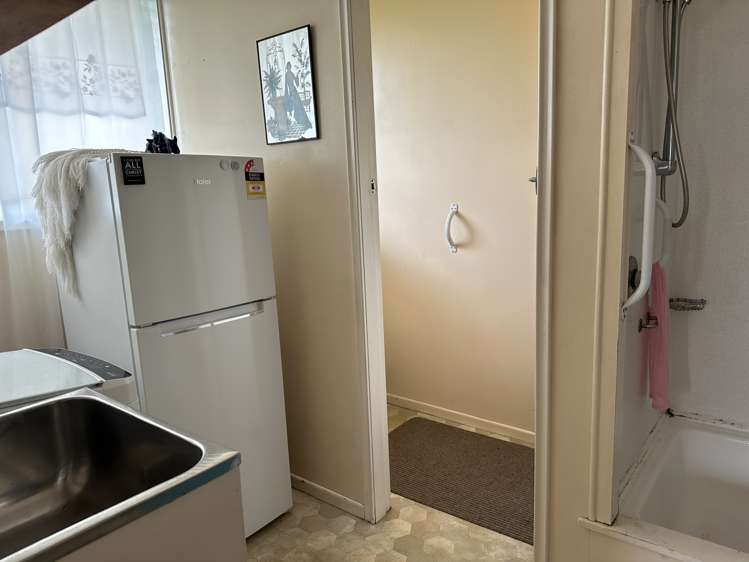 97 High Street Eltham_11