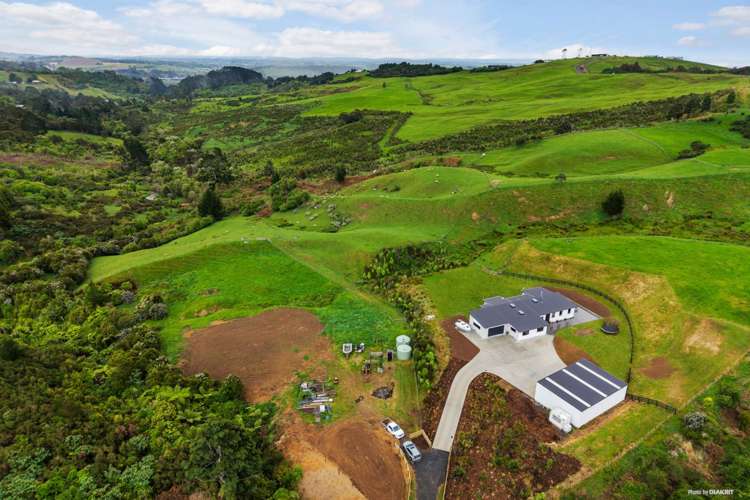 18A Niccone Place Bombay_23