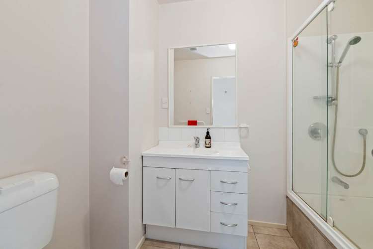 9a Elan Place Stanmore Bay_10