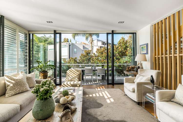 70 Scarborough Terrace Parnell_12