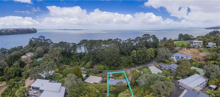 19 Taunton Terrace Blockhouse Bay_13