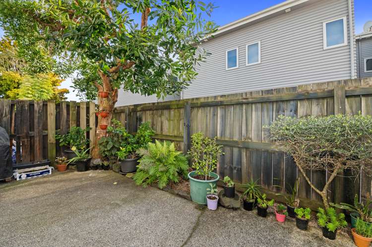 4d Lytton Street Glenholme_11