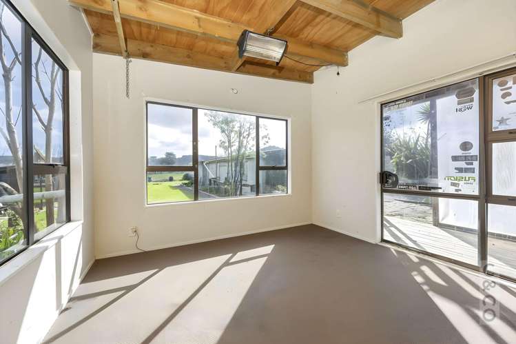 836 Old North Road Waimauku_38