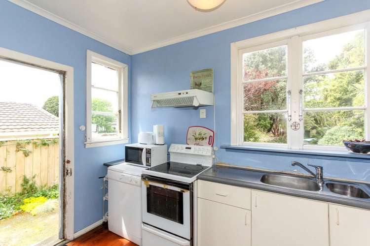 14 Pendarves Street New Plymouth Central_5