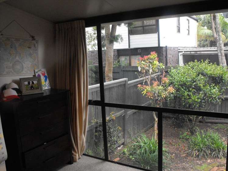 9/5 Koromiko Street New Lynn_10