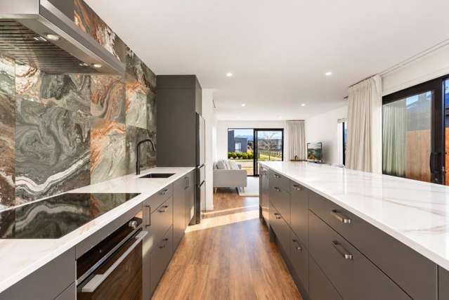 145 Burdon Loop Lake Hawea_4