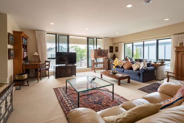 12/28 Hobson Street Thorndon_1